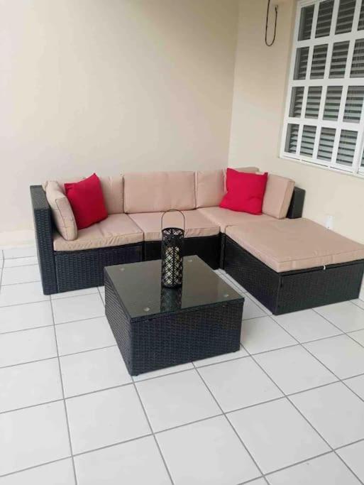 Otay Studio Great Patio Near Otay Crossing & Airport ティファナ エクステリア 写真